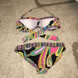 Trina Turk Swim - Trina Turk Colorful Bathing Suit Trina Turk Swim - Trina Turk Colorful Bathing Suit